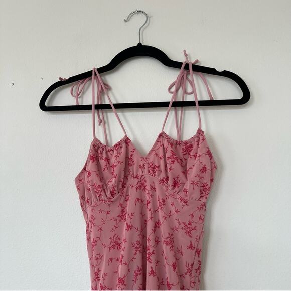 Motel Kariel Pink Floral Mini Dress - Picture 3 of 6